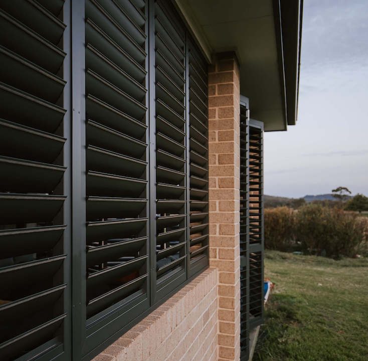 Outside shutters