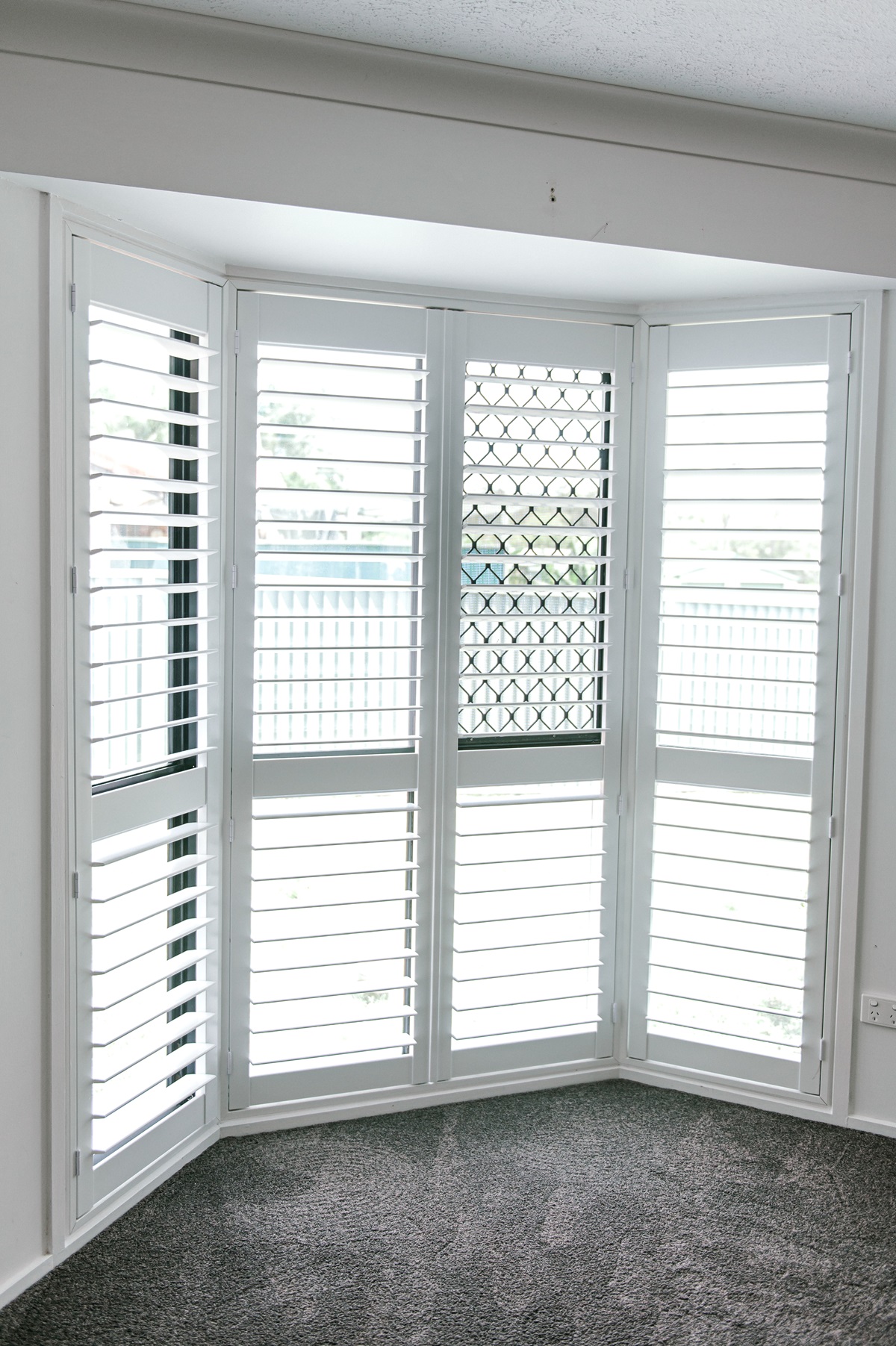 shutters in de erker