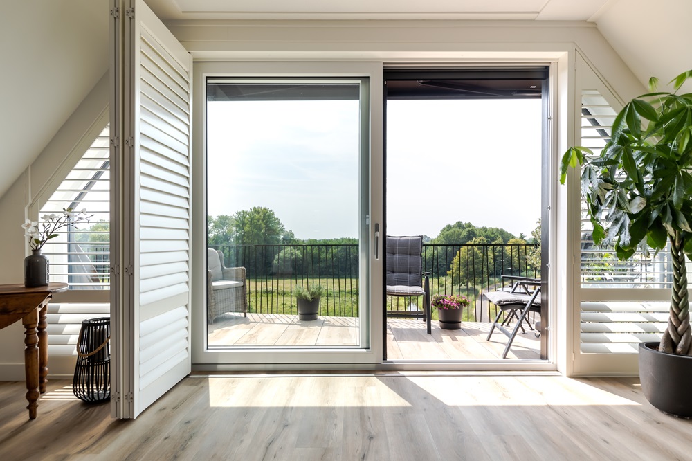 openslaande deuren met shutters